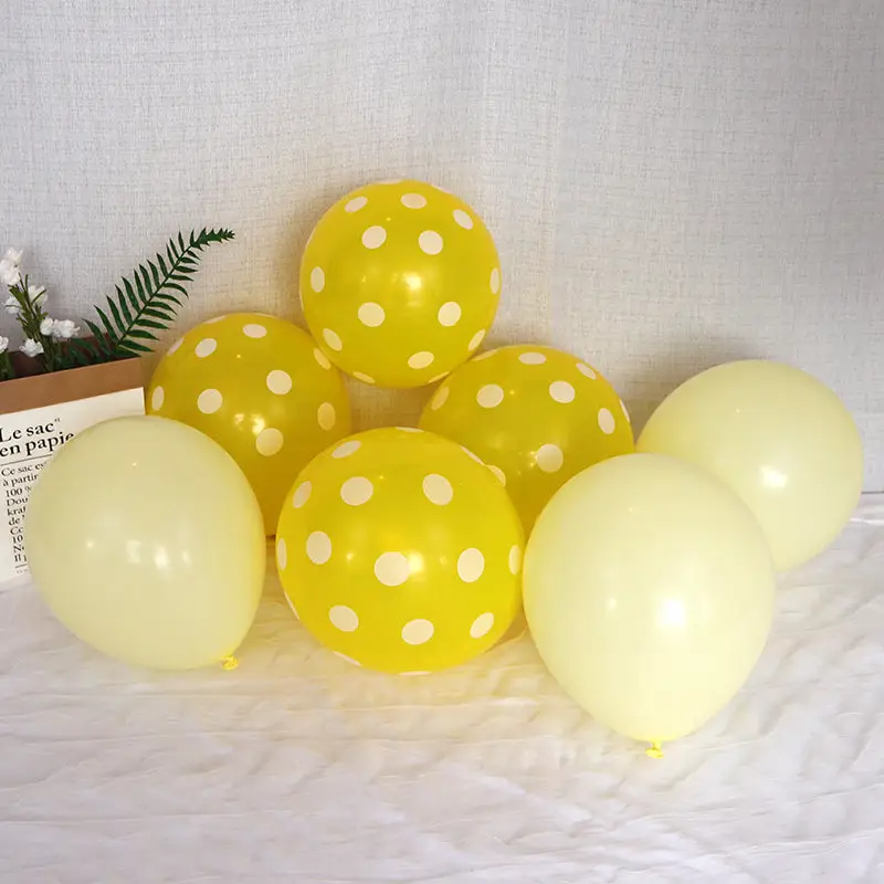 Yellow Polka Dot Balloons Decoration